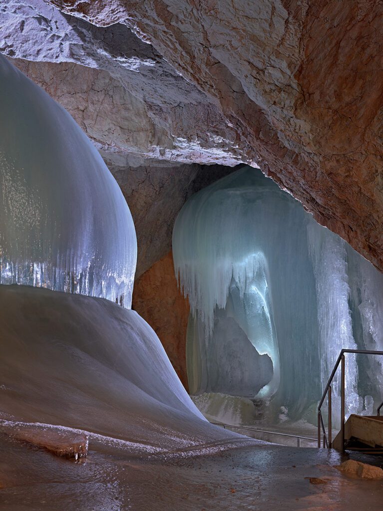 eisriesenwelt cave tour